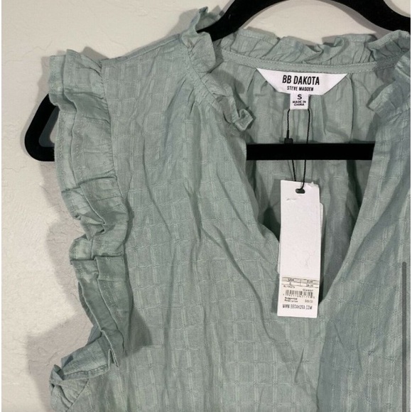 🏷️ NWT Bb Dakota Women's Are You Frill Light Sea Mist Blue Cotton Top - Picture 6 of 10